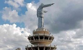 Destinasi Buntu Burake, Magnet Pariwisata Tana Toraja