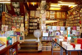 Toko Buku Bekas: Dulu Mendominasi, Kini Terlibas Era Disrupsi dan Tantangan Literasi