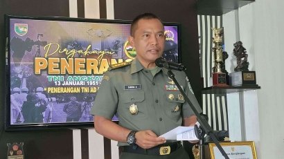 Waspada Hoaks OPM, TNI: Rumah Bupati Puncak yang Dibakar Bukan Pos Militer