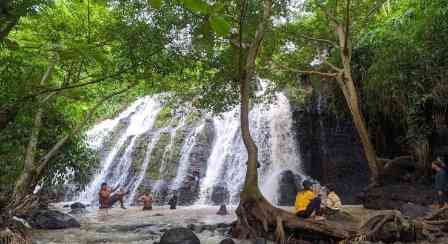 Air terjun Setatah di Somosari (Sumber: jatengtravelguide.info)
