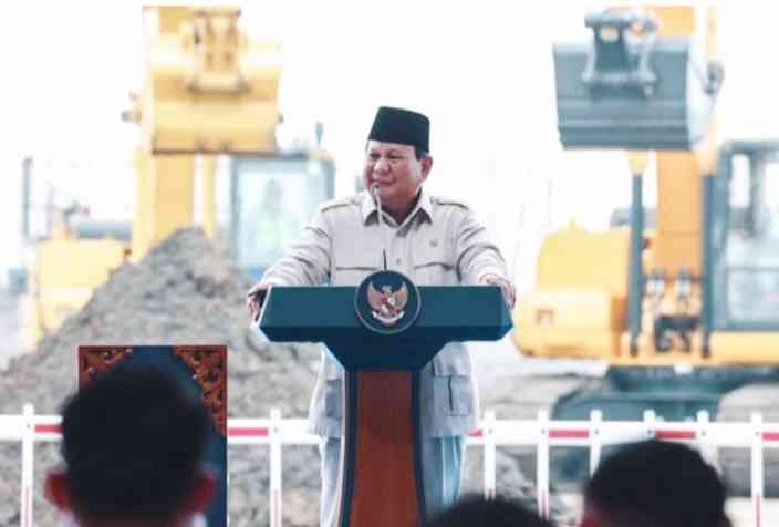 Presiden Prabowo dalam sebuah kegiatan. Memberi perhatian terhadap tambang ilegal yang merugikan negara. (Dokumentasi Instagram Presiden Ptabowo) 