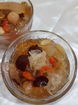 Sup makanan penutup permen karet persik. (Sumber foto: zaara/pinterest)